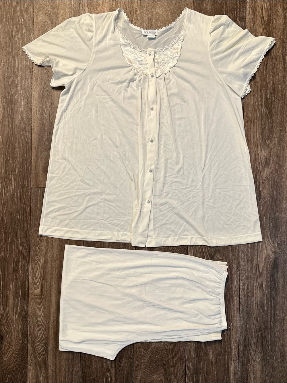 70’s/80’s Lorraine white pajama set Sz L